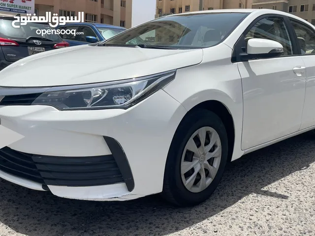 تويوتا كرولا 2017 cc 1600 بحالة الوكاله