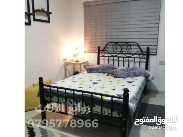 روائع الأثاث المعدني تخوت حديد و سراير حديد جاهز وتفصيل كافة الموديلات و القياسات. كما يوجد كراسي