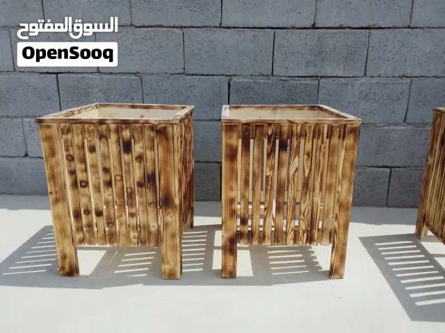 السلام عليكم سيت كفر سندان يتكون من 6 قطع كل 2 قطعه قياس مثل ما واضح بصوره خشب روسي