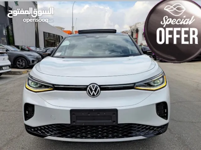 فولكسفاجن بيانو بلاك volkswagen ID.4 cross pro piano black 2023