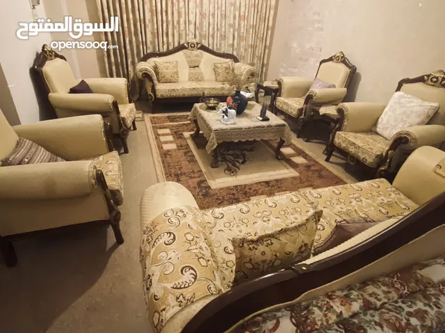 تخم قنفات غرفة ضيوف