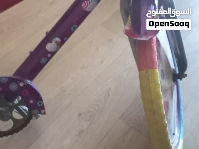 دراجة بناتى بحالة ممتازة