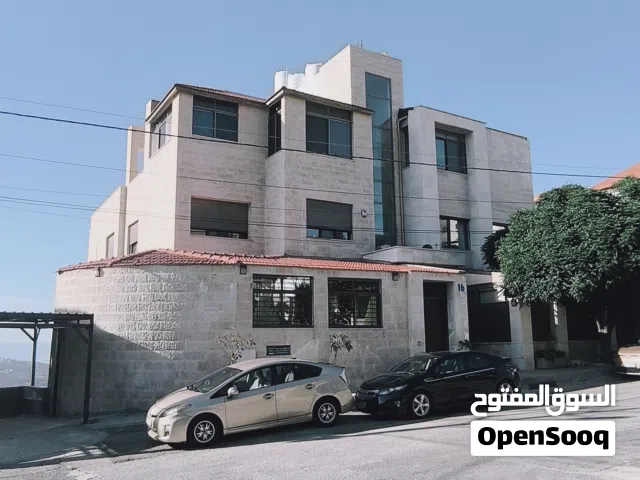 شقة للبيع في الكمالية في منطقة فلل