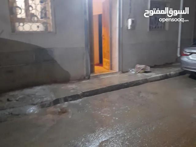 منزل ارضي للبيع في حي البطاطا ملك مقدس