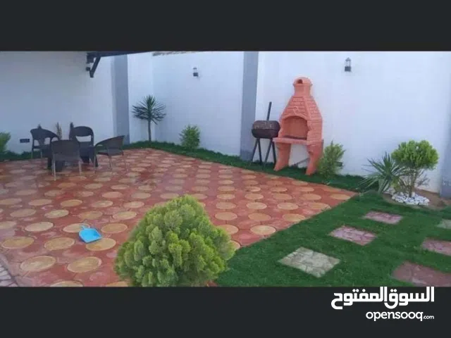 150 m2 2 Bedrooms Townhouse for Rent in Tripoli Ain Zara