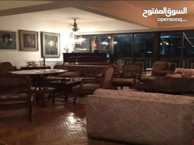 230 m2 4 Bedrooms Apartments for Sale in Cairo Zamalek