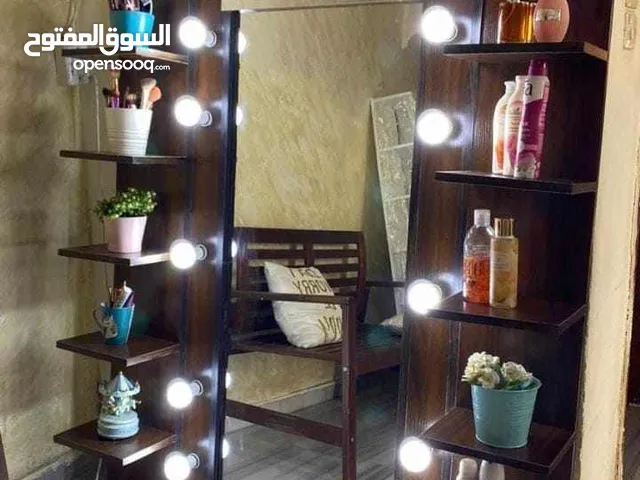 مرايا عدد 2 مع رفوف عدد 2 طبقات عدد 7