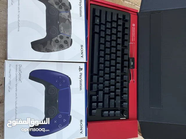 يدتين سوني مع كيبورد
