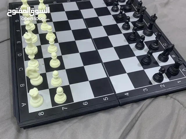 لعبة شطرنج المعروفه نظيفه مع كل القطع