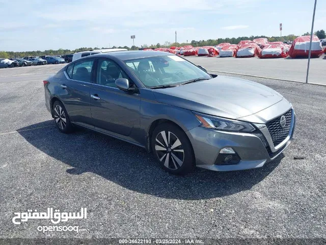 Used Nissan Altima in Muscat