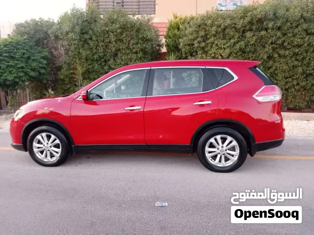 2015 نيسان X-تريل SL