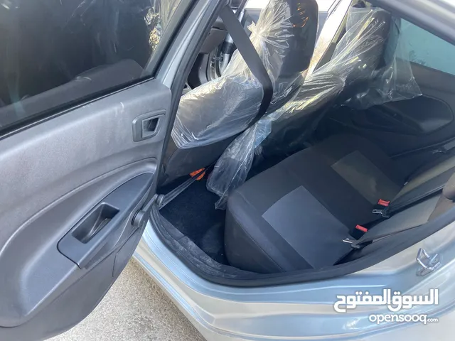 سيارة فورد فوكس 2015