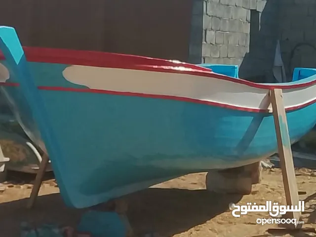 فلوكه الخشب توت