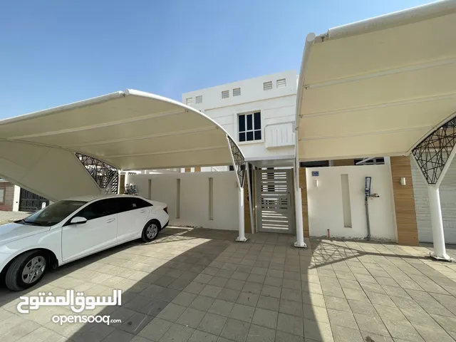 2-BEDROOM FURNISHED APARTMENT [MB-032]