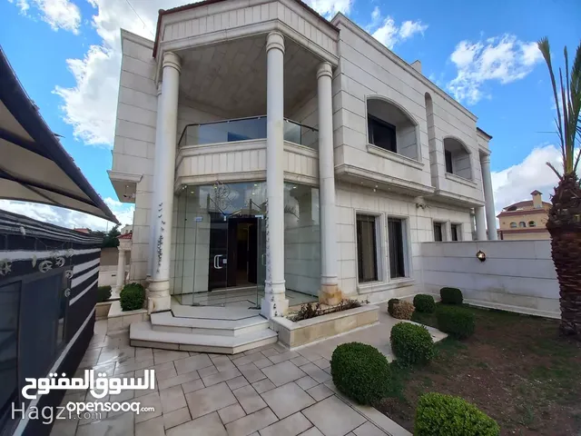 750 m2 More than 6 bedrooms Villa for Rent in Amman Al Kursi