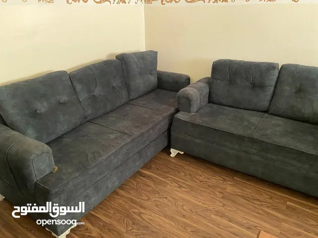 طقم كنب للبيع بحال الجديد