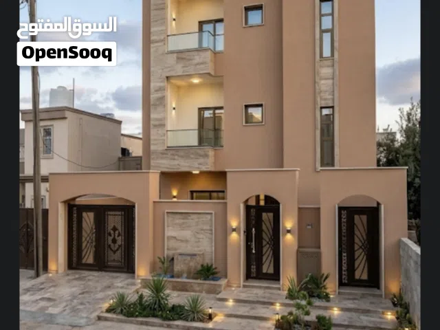 فيلا ودورين فوقها