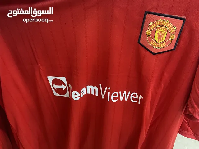 تيشيرت مانشستر يونايتد قبل موسمين عليه اسم رونالدو ورقم سبعه متوفر وجاهز حياك الله