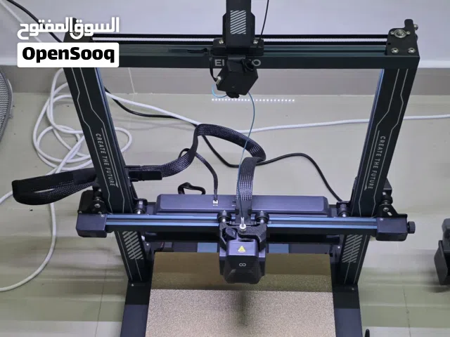 طابعة 3d جيدا جدا للمشاريع لان مساحة العمل كبيرة