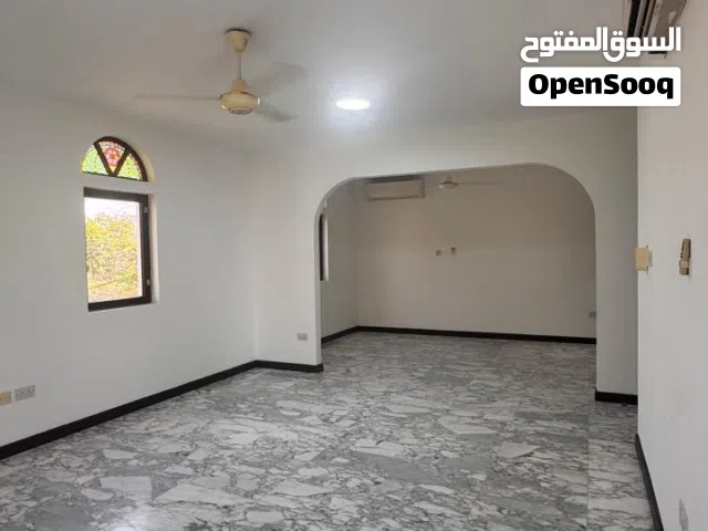 95 m2 2 Bedrooms Apartments for Rent in Muscat Qurm