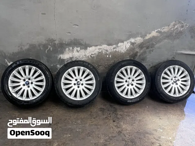 جنط فورد فيوجن تيتانيوم اصلي مع كوشوك نظيف