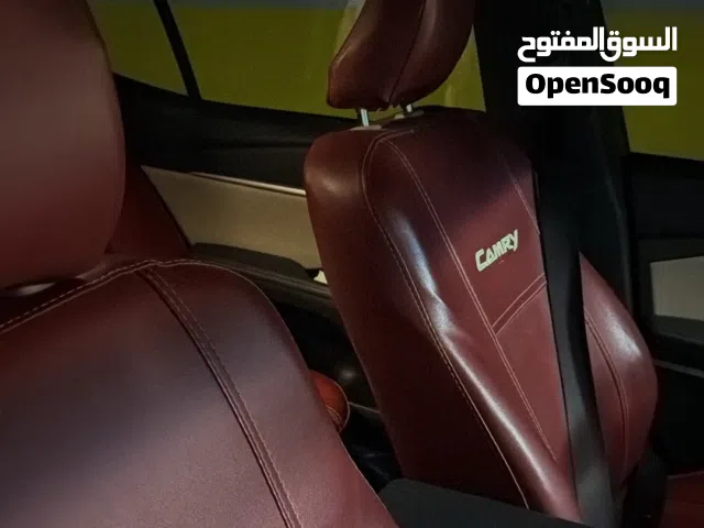 2025 تويوتا كامري LE
