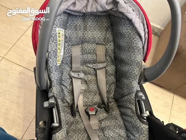 كرسي يركب في سيارة للأطفال من ماركة فيرست العالمية للبيع