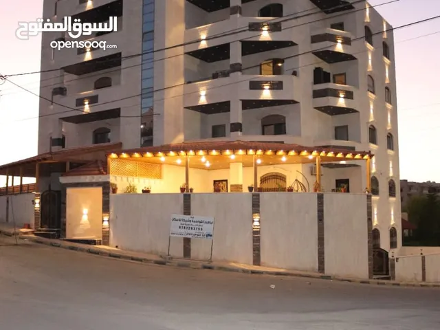 155 m2 4 Bedrooms Apartments for Sale in Zarqa Al Zarqa Al Jadeedeh