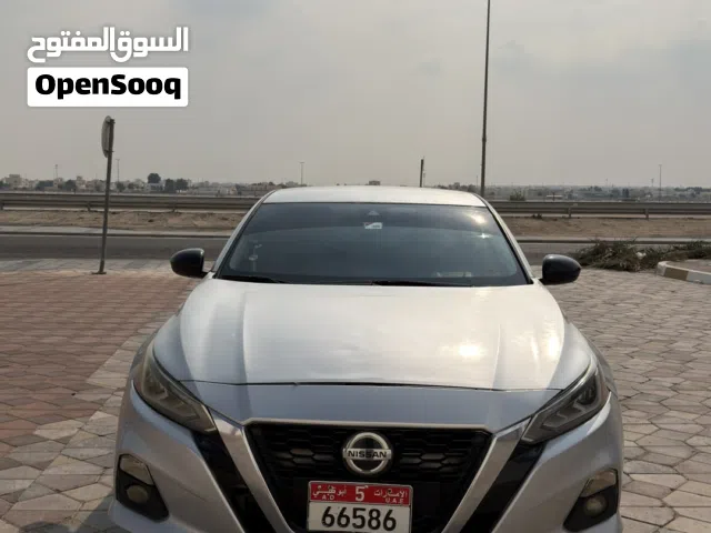 Used Nissan Altima in Abu Dhabi