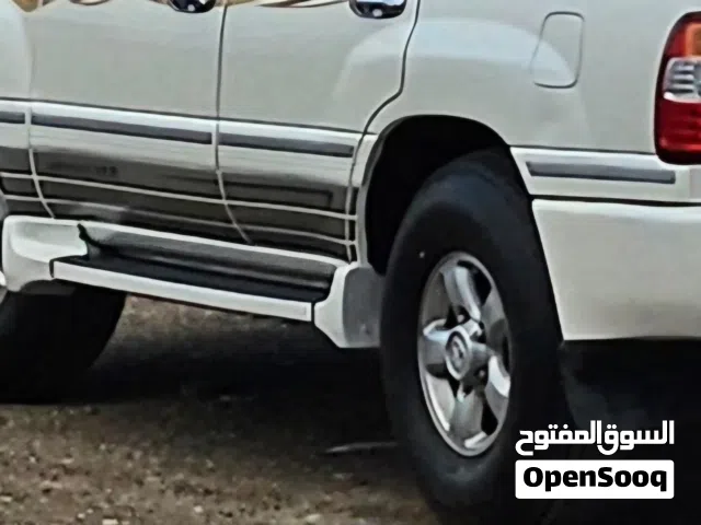 4 رنجات لاند كلوزر نظاف جدا وكالة اصليات