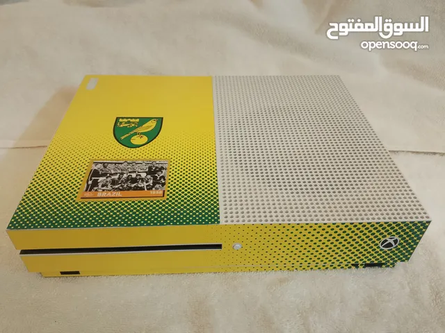 Used Xbox One S with Space field Controller
