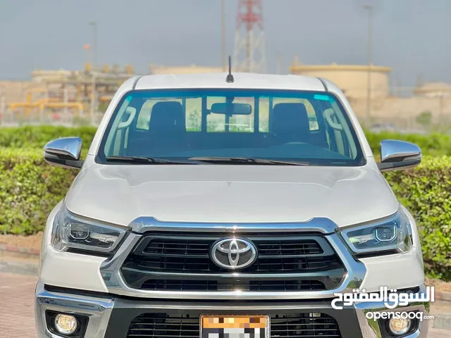 TOYOTA HILUX 4X4 SR5 2021 WHITE