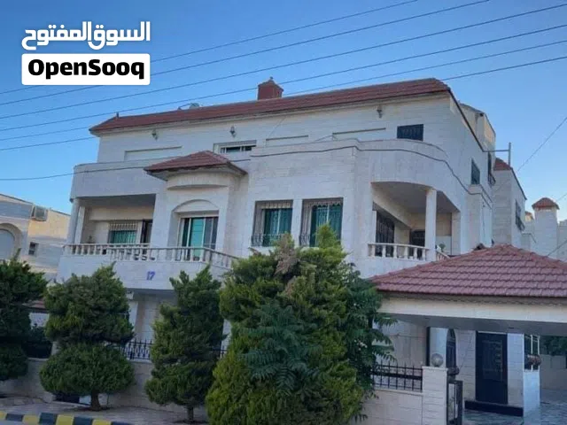 900 m2 More than 6 bedrooms Villa for Sale in Amman Dabouq