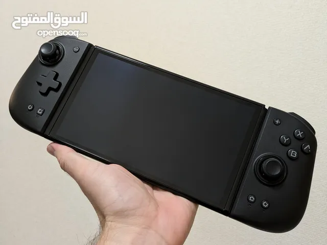 جهاز نينتيندو سويتش OLED مهكر شبه جديد مع كل التوابع و مع افضل يد للجهاز و كميه اكسسوارات كبيرة جدا