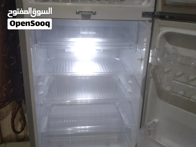 ثلاجه شارب