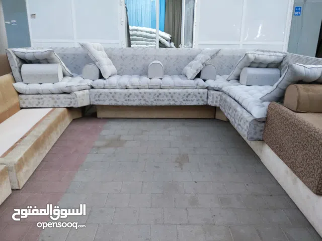 مجالس يمنيه وكنب انتريهات ستائر كل ما يشمل في مجال المفروشات