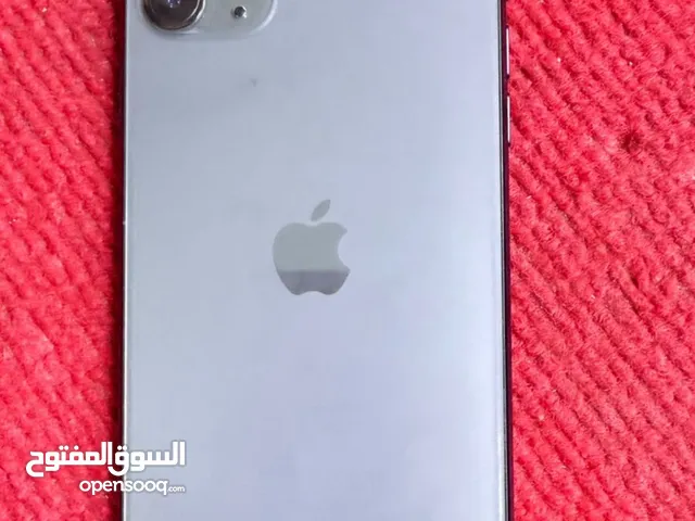 آيفون 11 برو ماكس ذاكره 512 لون زيتوني ولا شخط بيه البطاريه 80 الاصليه ما مبدل بيه ايشي