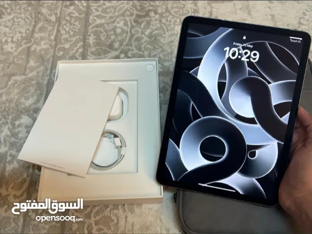 Apple iPad Air 5 256 GB in Al Riyadh