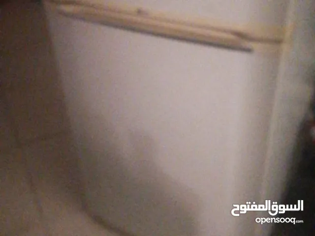 دولاب تلاجه سرير حديد