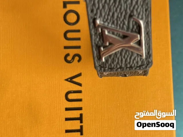 original LV bracelet and receipt is available