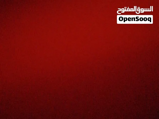 مكتب في وسط البلاد عند ميدان الساعة