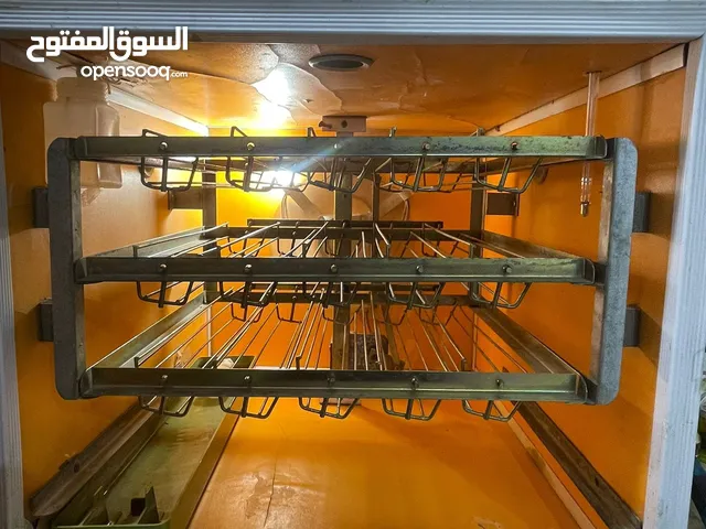 فقاسات و مكيفات و ماطور و ثلاجه تعمل على الطاقة الشمسيه او الكهرباء