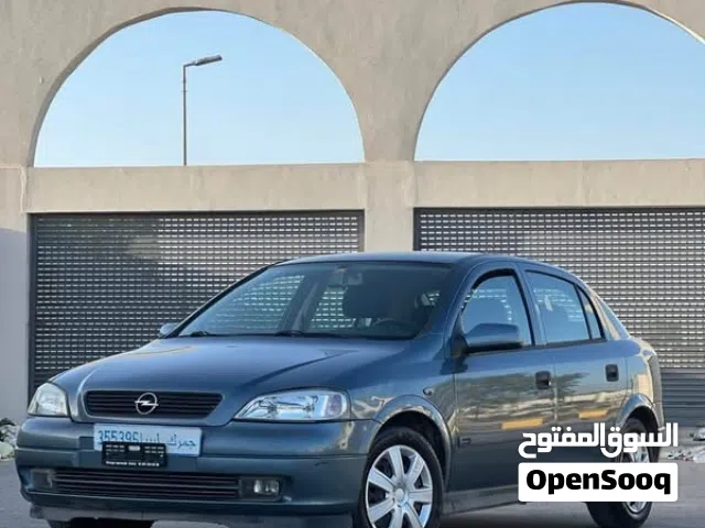2003 أوبل استرا Design