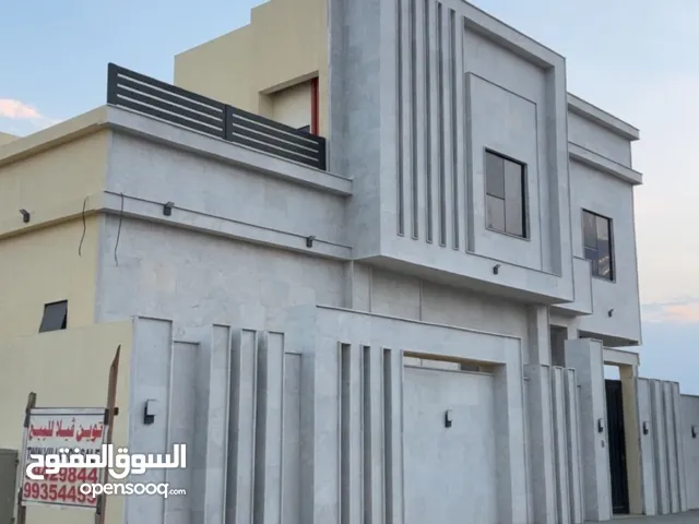 268 m2 More than 6 bedrooms Villa for Sale in Al Batinah Sohar