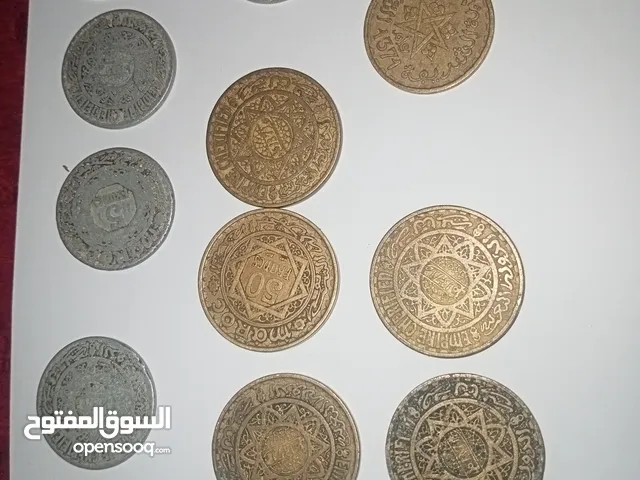 مجموعه من نقود المغربية القديمة