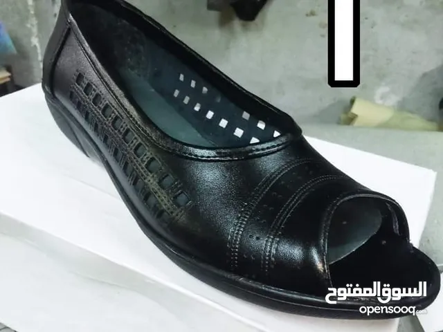 Black Comfort Shoes in Cairo