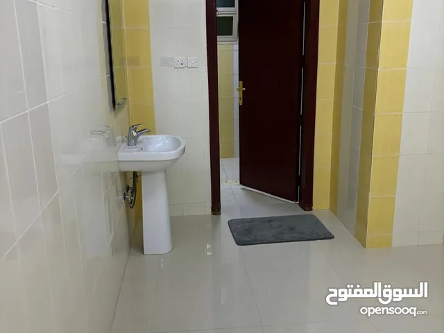 160 m2 3 Bedrooms Apartments for Rent in Al Riyadh Dhahrat Laban