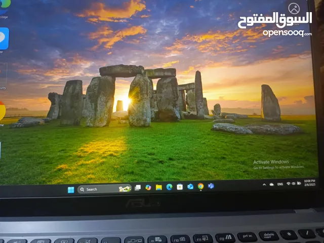 لابتوب ASUS استخدام خفيف شبه جديد للبيع بسعر حرق