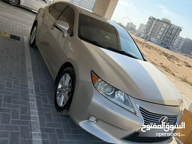 ES350 GCC 2014 مالك اول بدون حوادث فل رقم واحد