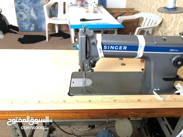 مكينة خياطة سنجر